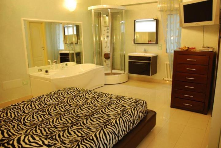 Hotel Residence Veliero Riccione Zimmer foto